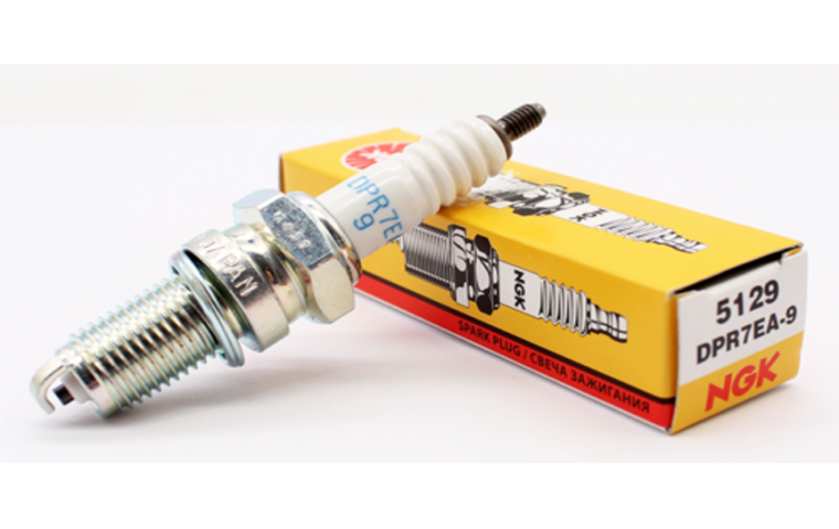 Свеча зажигания NGK DPR7EA-9